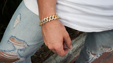 Load image into Gallery viewer, Cuban Link Bracelet
